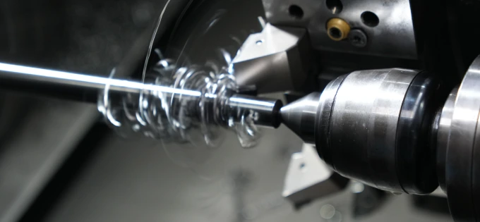 Roscas y tornillos especiales fabricados por Rostec en SP